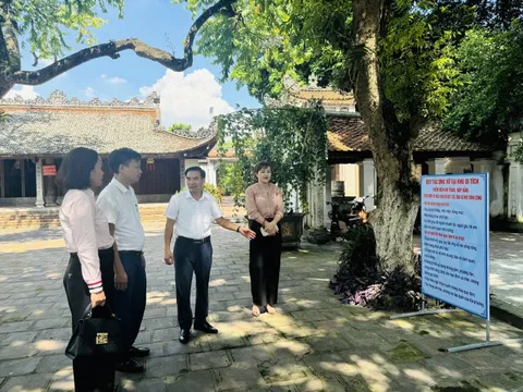 Chuyển biến tích cực trong việc triển khai thực hiện 2 quy tắc ứng xử