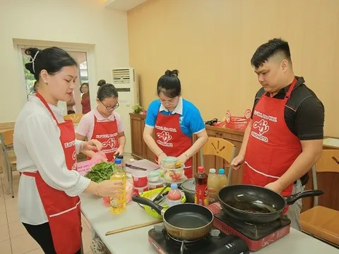 Bài 4: Chú trọng lồng ghép giá trị gia đình trong các chiến lược phát triển