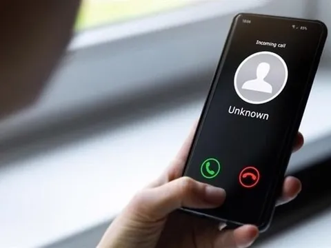 Sập bẫy cuộc gọi giả mạo công an, cụ bà bị mất 5 tỷ đồng