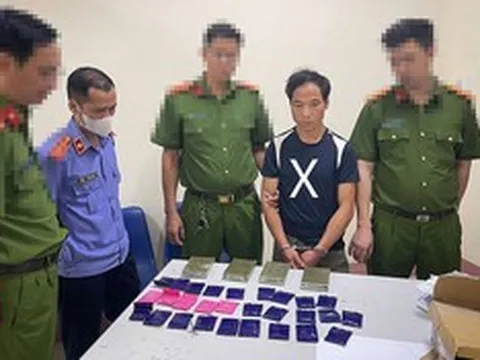 Sơn La: Bắt đối tượng mua bán trái phép 4 bánh heroin