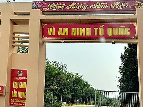Do mâu thuẫn, phạm nhân dùng dao cạo mủ cao su đâm bạn tù tử vong