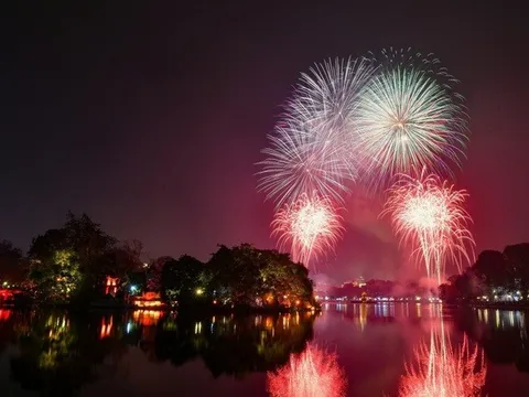 Điều chỉnh thời gian bắn pháo hoa kỷ niệm 70 năm Ngày Giải phóng Thủ đô