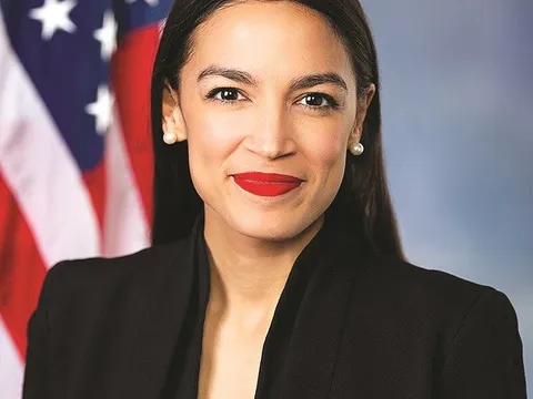 Từ xuất thân nghèo khó đến nữ chính khách Mỹ