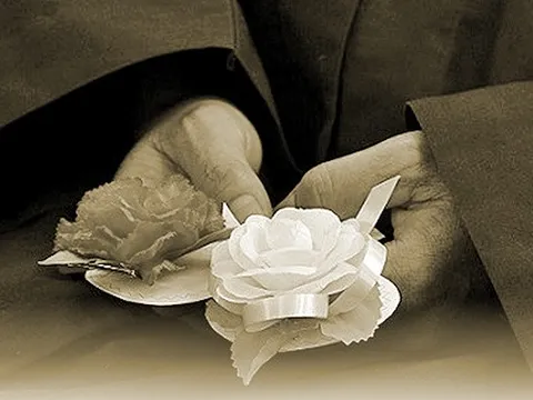 Công cha nghĩa mẹ cao vời