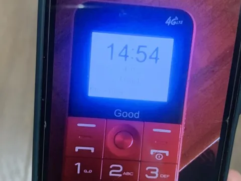 Cảnh báo người dân thận trọng khi đổi máy điện thoại hỗ trợ 4G