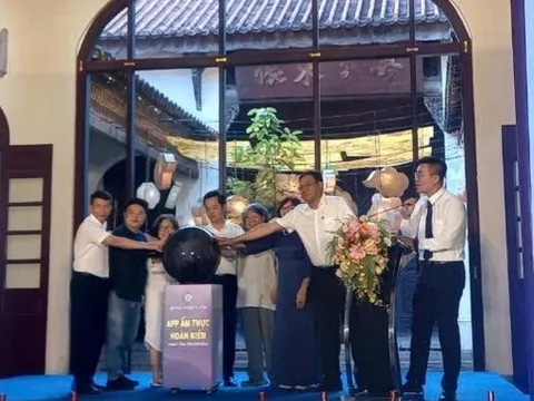 Ra mắt ứng dụng Ấm thực Hoàn Kiếm