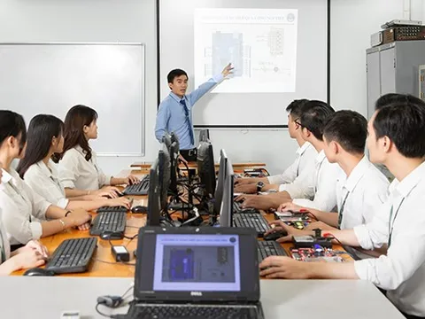 Cơ hội cho nhân lực chất lượng cao làm việc tại Singapore