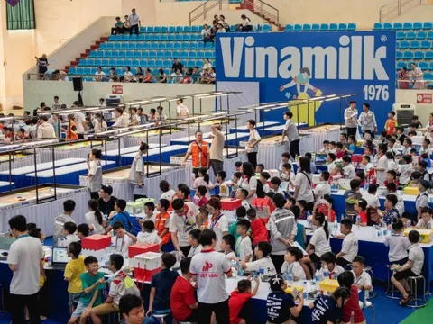 Vinamilk đồng hành cùng hơn 1.500 tài năng trẻ tại cuộc thi ROBOTACON WRO năm 2024
