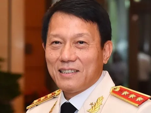 Trung ương bầu bổ sung 1 Uỷ viên Bộ Chính trị và 3 Uỷ viên Ban Bí thư