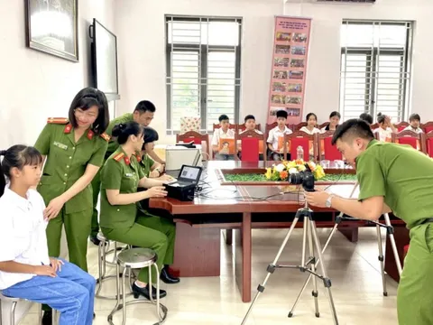 Hỗ trợ cấp căn cước cho trẻ em mồ côi khuyết tật tại Phú Thọ