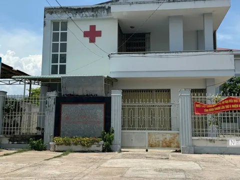 Bình Thuận: Phát hiện viên chức trạm y tế phường ăn nhậu tại phòng tiếp đón bệnh nhân