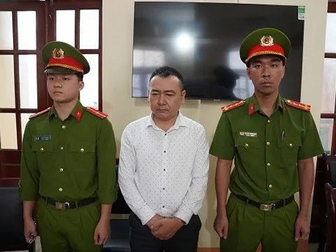 Chơi tiền ảo thua, Giám đốc ở Điện Biên quay sang lừa đảo