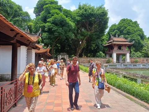 HÃ  Ná»i ÄÃ³n trÃªn 16 triá»u lÆ°á»£t khÃ¡ch du lá»ch trong 7 thÃ¡ng Äáº§u nÄm