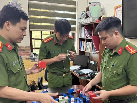 Làm giả giấy tờ hàng trăm ô tô, lừa bán chiếm đoạt hơn 50 tỷ đồng