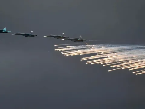 “Xe tăng bay” của Nga phóng tên lửa dẫn đường Kh-35, thêm một hệ thống phòng không Ukraine nổ tung