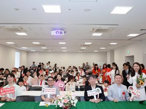 Khai giảng Lớp học Tiếng Việt cho trẻ em người Việt tại Nhật Bản