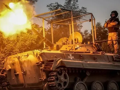 Ukraine kêu gọi trợ giúp, 3 quốc gia châu Âu đồng loạt hưởng ứng