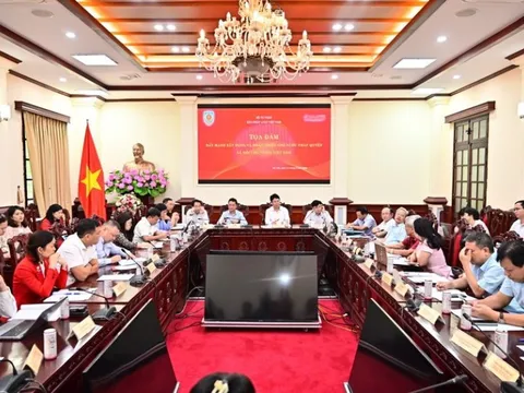 Xây dựng Nhà nước pháp quyền XHCN phải phù hợp với thực tiễn và lịch sử nước ta