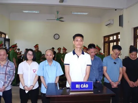 Vận chuyển trái phép hơn 23kg ma tuý xuyên Việt, 3 bị cáo lĩnh án tử hình