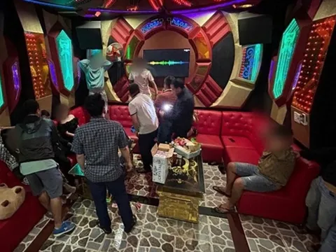 Đắk Nông: Bắt tạm giam chủ quán cùng 3 đối tượng mở tiệc ma túy trong quán karaoke