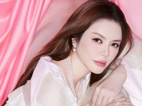 "Kiều nữ" Lý Nhã Kỳ thể hiện độ chịu chi, 40 triệu cho 1 tiếng chụp hình