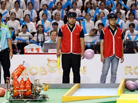 Giải nhất cuộc thi ABU Robocon thuộc về đội tuyển Hong Kong (Trung Quốc)