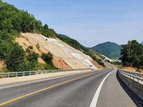 Sớm hoàn thành nâng cấp các đoạn tuyến đường cao tốc Bắc-Nam 2 làn xe