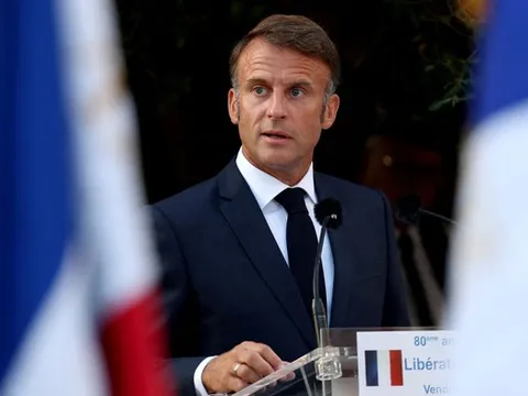 Ông Macron vẫn chưa chỉ định tân Thủ tướng Pháp, cánh tả nổi giận