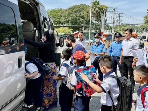 Rà soát xe đưa đón học sinh trước thềm năm học mới