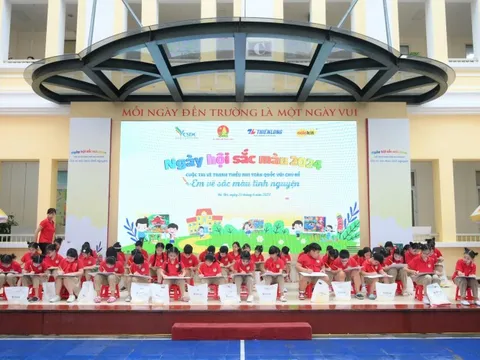 Thiếu nhi Thủ đô tham gia 'Ngày hội sắc màu' vui tươi, bổ ích