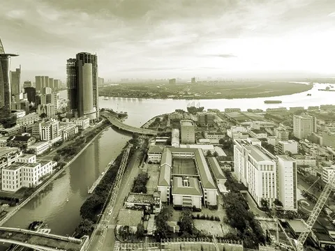 Việt Nam - nơi bình minh đang lên