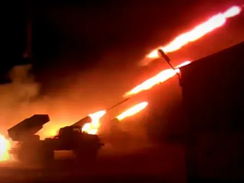 Thành trì của Ukraine “sụp đổ” ở hướng Pokrovsk, Nga tiến đến Mirnograd