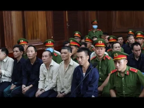 Vụ hút 74.600m³ cát lậu trên biển Cồn Ngựa: Chủ mưu bị đề nghị từ 17-19 năm tù