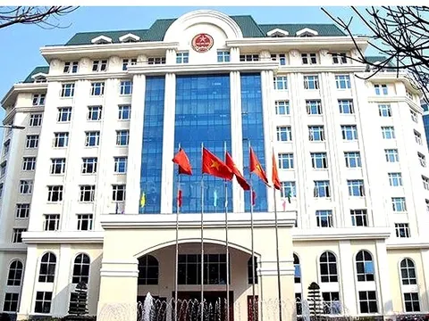 Ngành thuế không nhận hoa chúc mừng dịp kỷ niệm ngày truyền thống