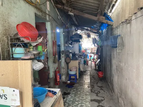 Giá nhà trọ tăng, “xóm chạy thận” chật vật với giá cả leo thang