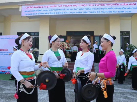 Những hình ảnh ấn tượng trong phần thi "Nét đẹp văn hóa dân tộc"