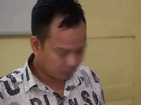 Bắt ông trùm tổ chức môi giới mại dâm qua "web đen"