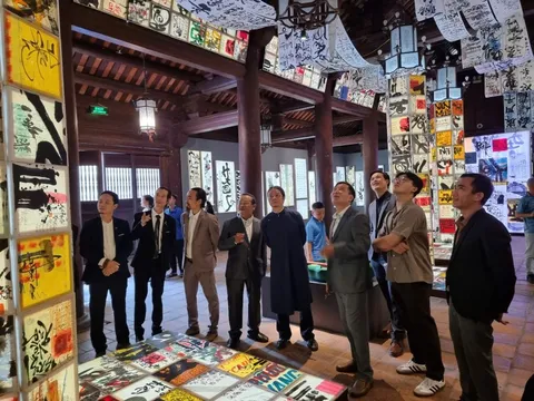 Hấp dẫn triển lãm “Nghiên bút còn thơm” tại Văn Miếu