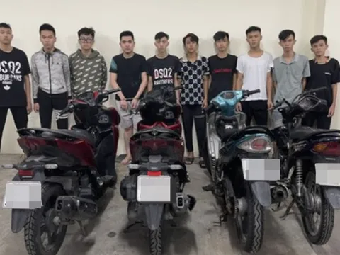 2 nhóm thanh niên hỗn chiến kinh hoàng vì 1 triệu đồng