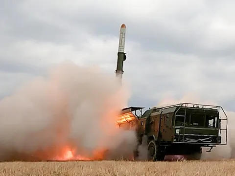 Chỉ một “đòn tấn công”, Nga đã phá hủy 2 hệ thống pháo phản lực Ukraine