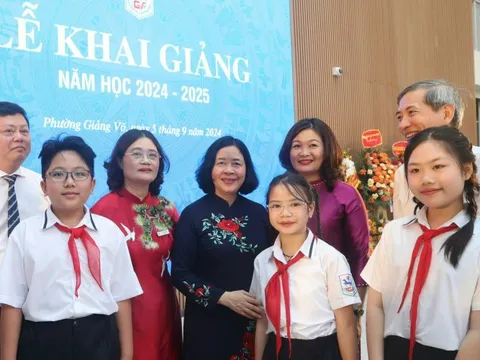 Gần 2,3 triệu học sinh Thủ đô bước vào năm học mới