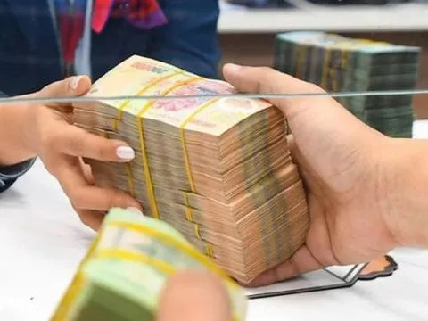 Sổ tiết kiệm đứng tên chồng, vợ muốn rút tiền phải làm thế nào?