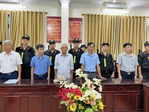 Bắt nguyên lãnh đạo xã liên quan đến sai phạm quản lý đất khu vực Cồn Xanh