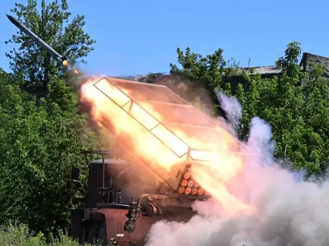 Nga liên tiếp tấn công, Ukraine tổn thất nặng nề ở Kursk