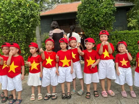 Vinh dự và tự hào với lịch sử hào hùng của dân tộc Việt Nam