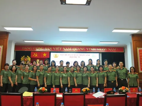 Ngày càng khẳng định bản lĩnh chính trị vững vàng, phẩm chất đạo đức tốt