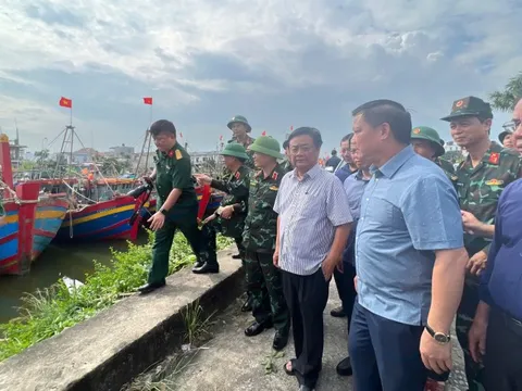 Hướng dẫn cho hơn 51.000 tàu về nơi an toàn