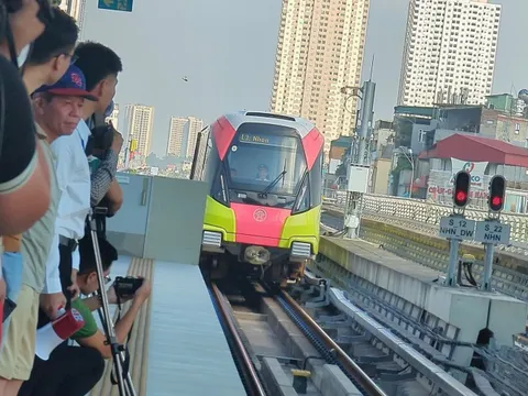 Hà Nội: Vận tải công cộng sẽ hoạt động trở lại từ đầu giờ chiều nay