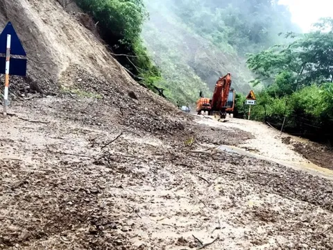 Sạt lở hàng loạt tuyến quốc lộ tại Điện Biên, Lai Châu, Lào Cai, Bắc Kạn, Thanh Hóa