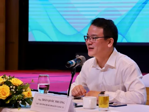 Việc sửa đổi Luật Đầu tư công đang diễn ra khẩn trương, toàn diện